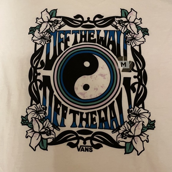 Vans off the wall tops || yin yang top - Picture 3 of 5